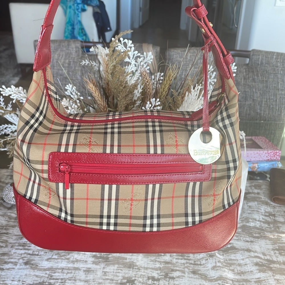 Burberry canvas and red leather trim shoulder purse Firm